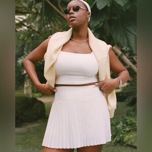 Elegant White Pleated Skirt